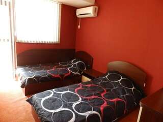 Отель Mix Hotel Видин Двухместный номер с 1 кроватью или 2 отдельными кроватями-10